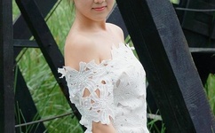 空去掉小内趴在地上打扑克作文